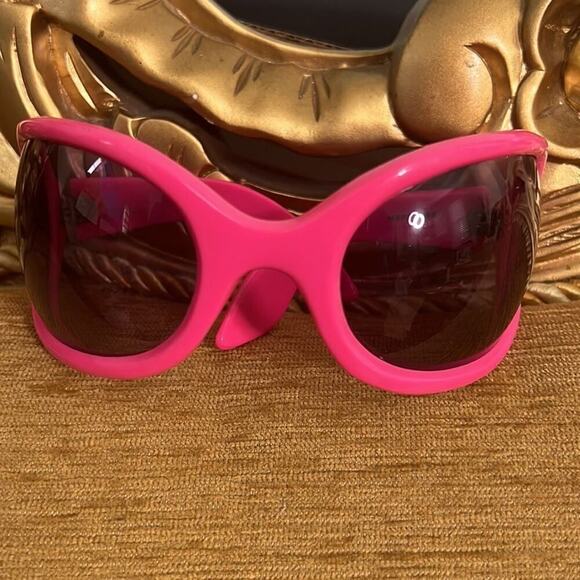 VINTAGE BUGEYE PINK SUNGLASSES WRAPAROUND MADE‎ IN ITALY - Picture 2 of 14